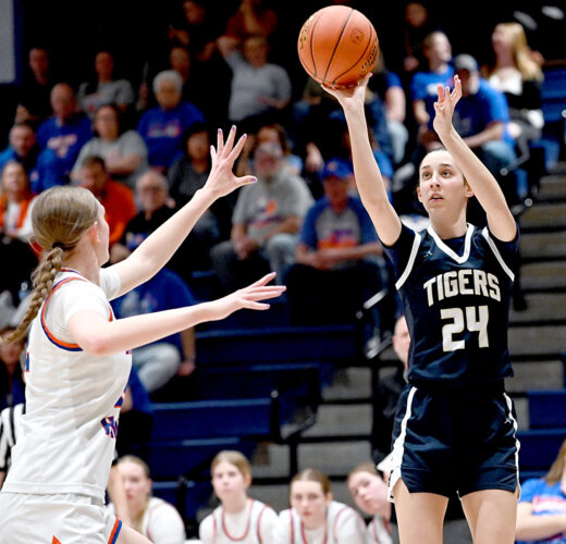 Lady Tigers dig huge hole in first in loss